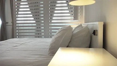 Inn Homeaway Townhouse 1934 George Town